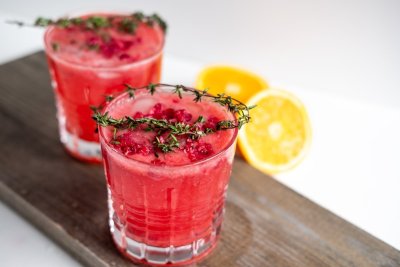 Mocktails met adaptogenen zijn de nieuwe drankhype